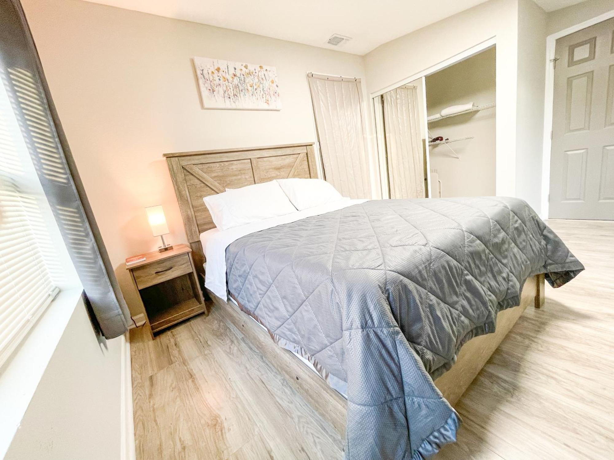 Beautiful Room In Prime Location Pinellas Park Exteriör bild